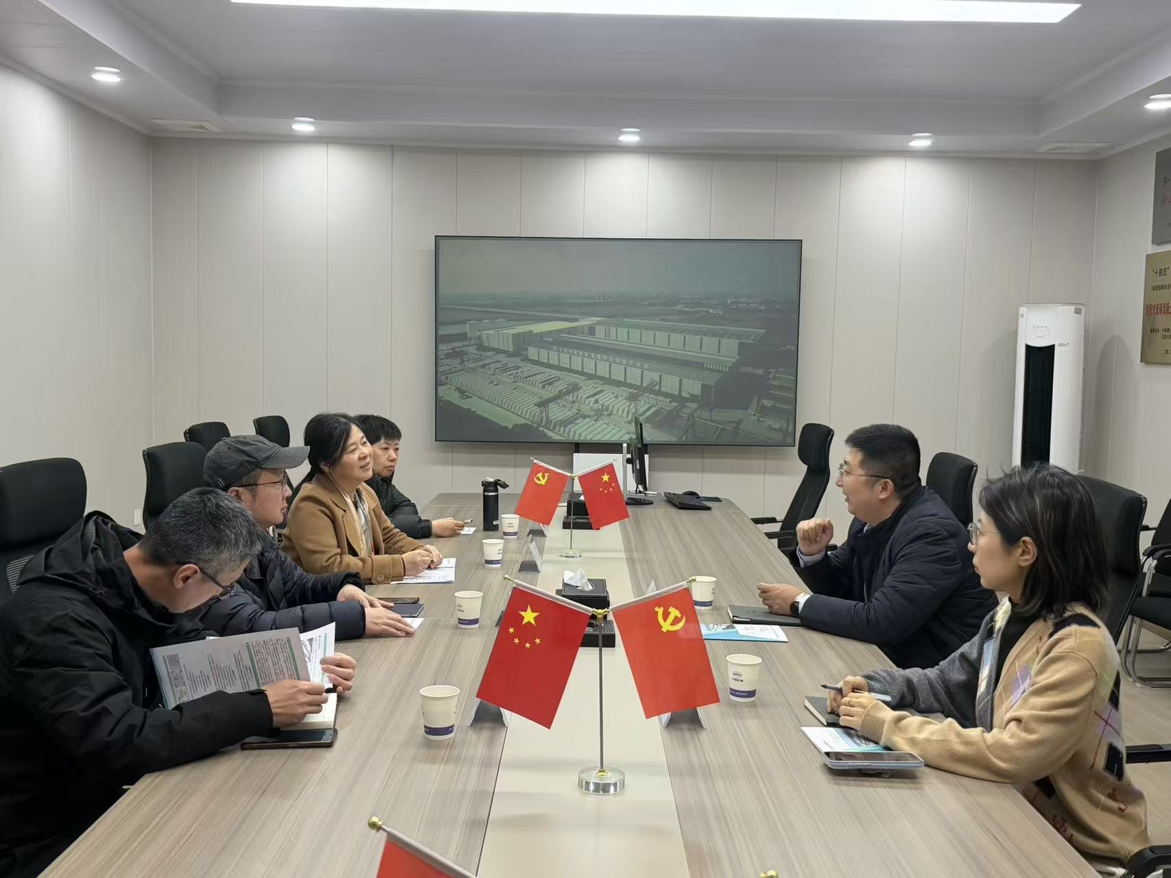 挺膺十五五 红链强动能——建环学院党总支2026年1-2月党日活动总结